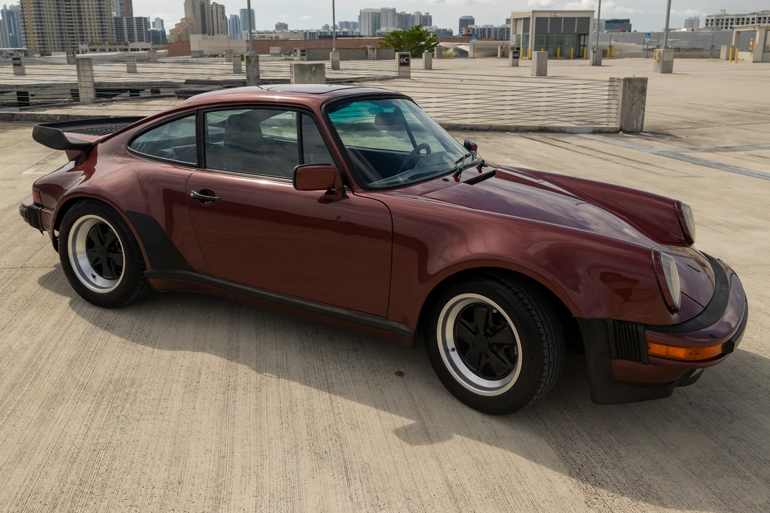 1985 Porsche 911 Carrera 3.2 - Image 26 of 31
