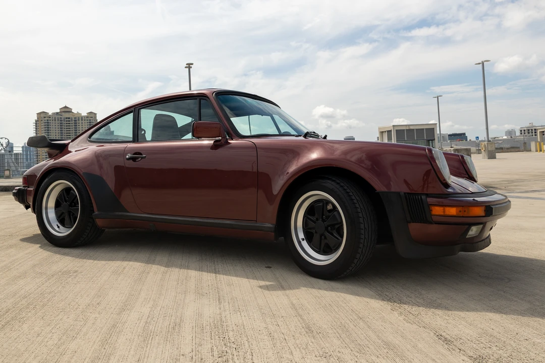 1985 Porsche 911 Carrera 3.2 - Image 27 of 31