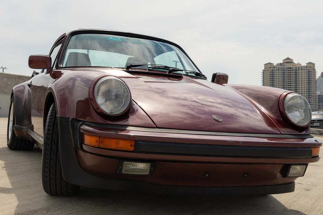 1985 Porsche 911 Carrera 3.2 - Image 17 of 31