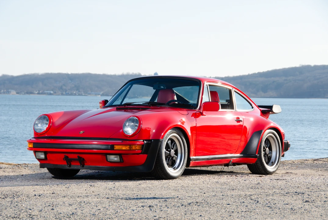 1985 Porsche 911 Carrera 3.2 - Image 2 of 31
