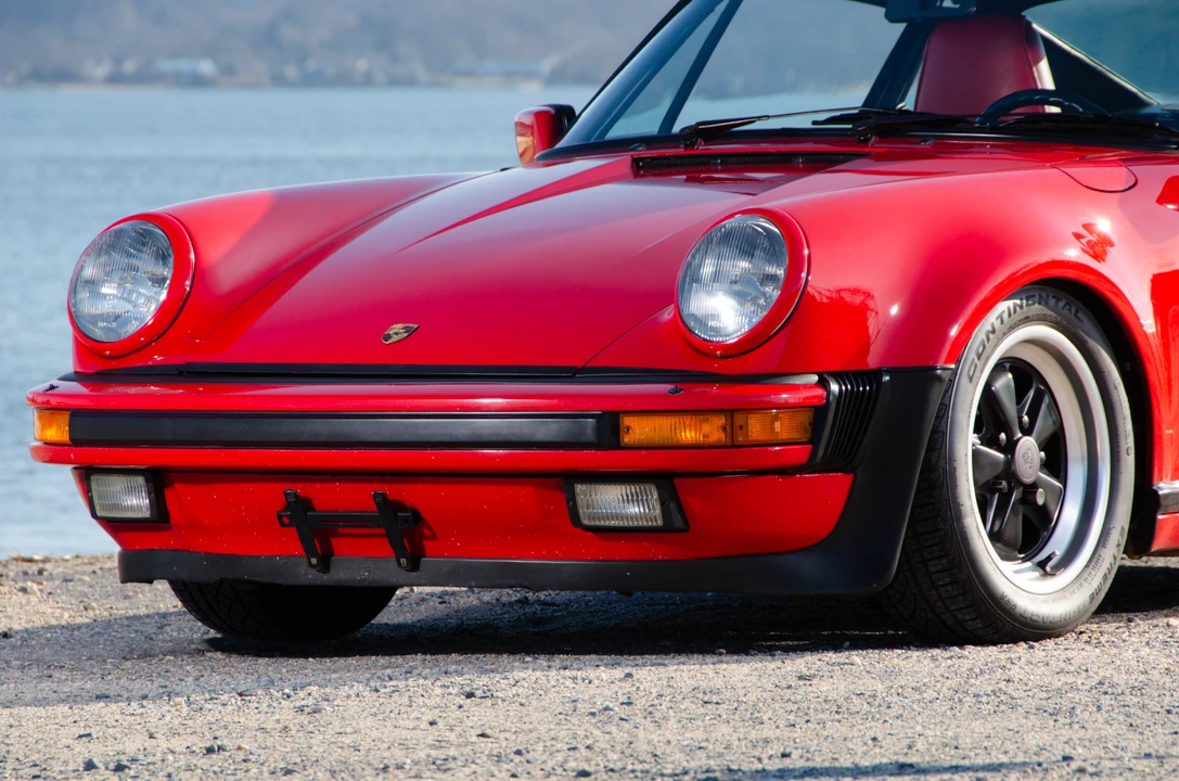 1985 Porsche 911 Carrera 3.2 - Image 30 of 31