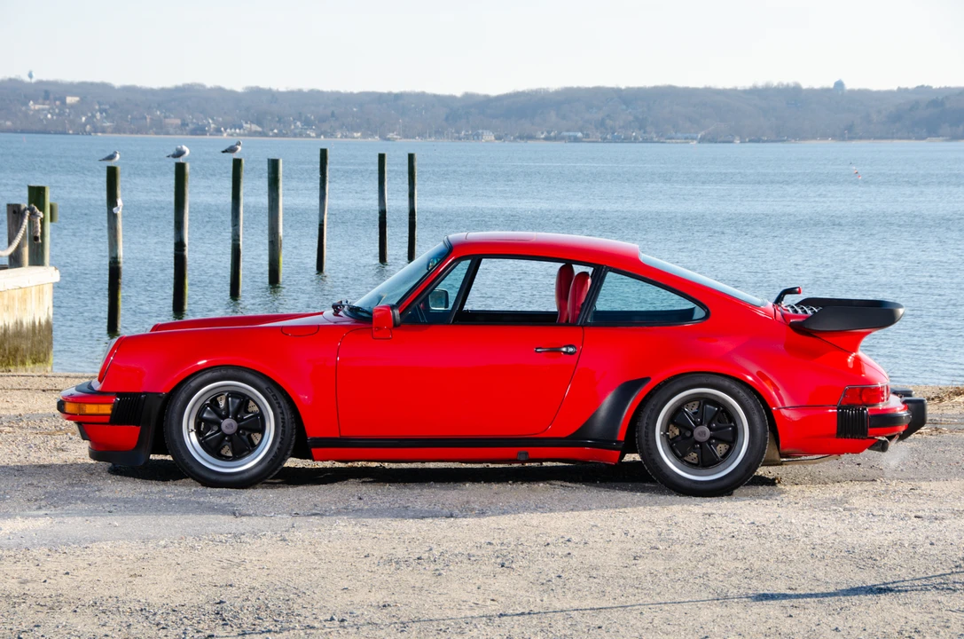 1985 Porsche 911 Carrera 3.2 - Image 26 of 31