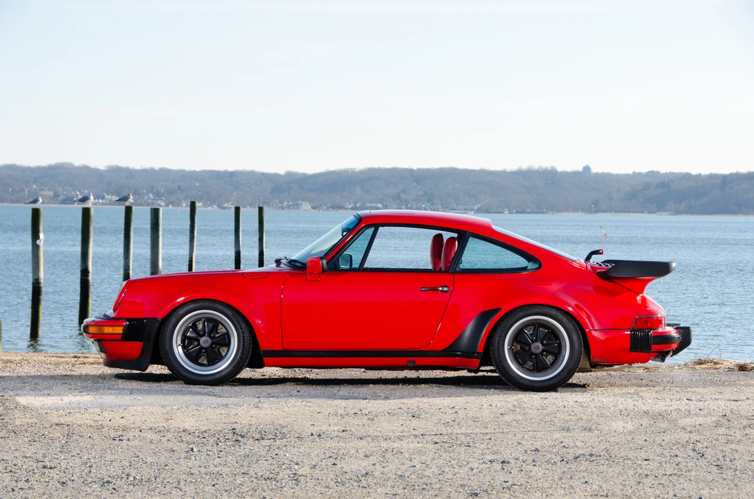 1985 Porsche 911 Carrera 3.2 - Image 28 of 31