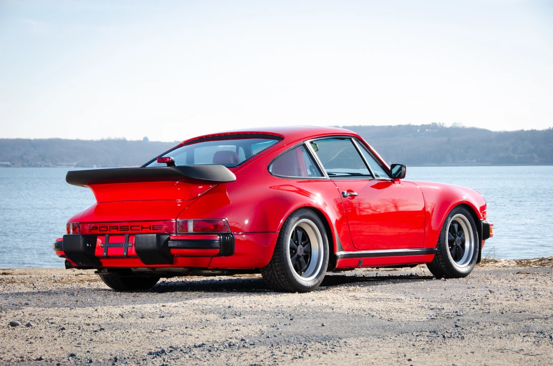 1985 Porsche 911 Carrera 3.2 - Image 15 of 31
