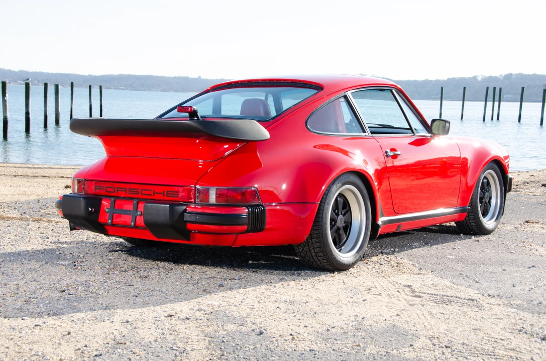 1985 Porsche 911 Carrera 3.2 - Image 17 of 31