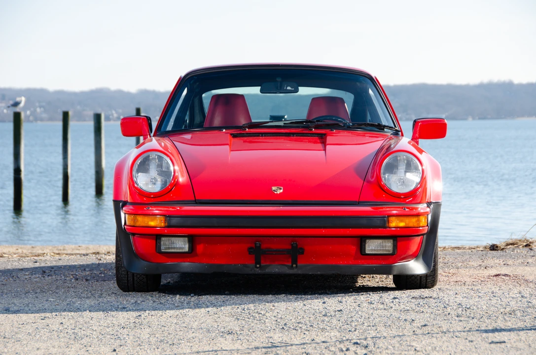 1985 Porsche 911 Carrera 3.2 - Image 5 of 31
