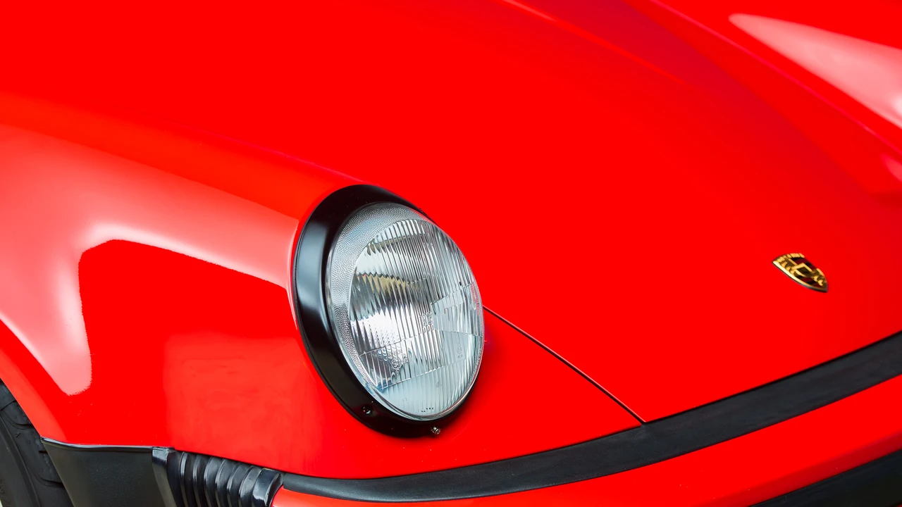1985 Porsche 911 Carrera 3.2 - Image 27 of 31