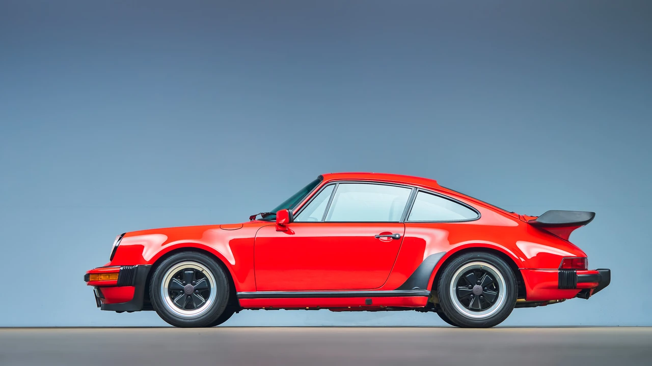 1985 Porsche 911 Carrera 3.2 - Image 15 of 31