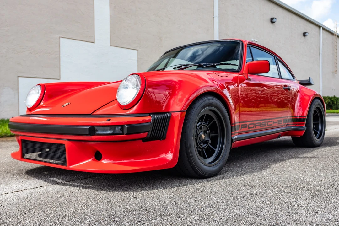 1985 Porsche 911 Carrera 3.2 - Image 9 of 31