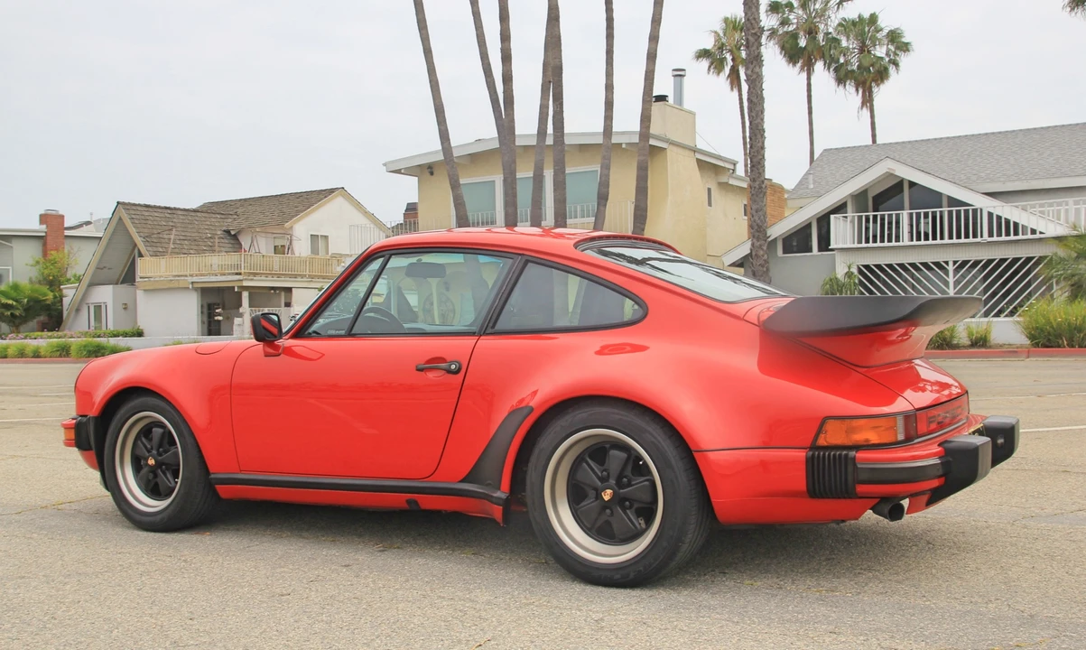 1985 Porsche 911 Carrera 3.2 - Image 15 of 31
