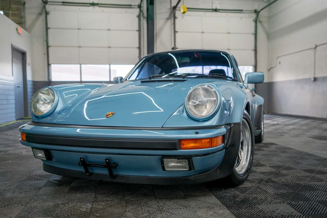 1985 Porsche 911 Carrera 3.2 - Image 7 of 31