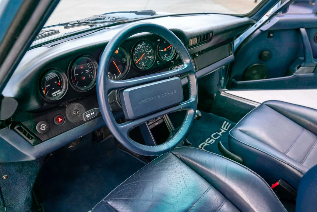 1985 Porsche 911 Carrera 3.2 - Image 24 of 31