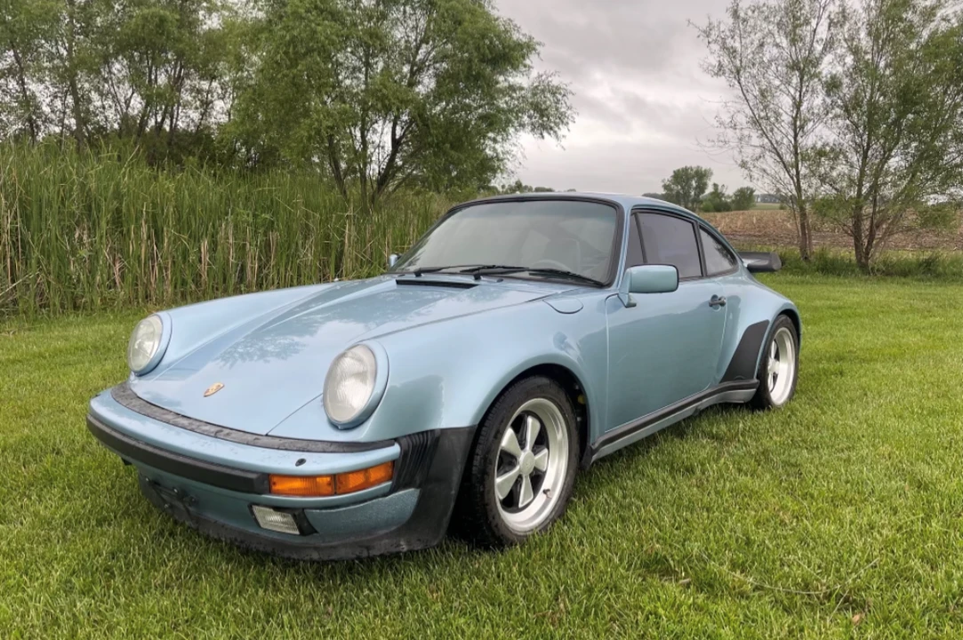 1985 Porsche 911 Carrera 3.2 - Image 3 of 31