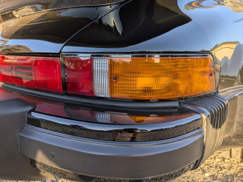 1985 Porsche 911 Carrera 3.2 - Image 24 of 31