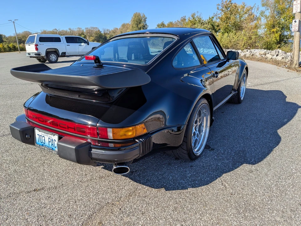 1985 Porsche 911 Carrera 3.2 - Image 7 of 31
