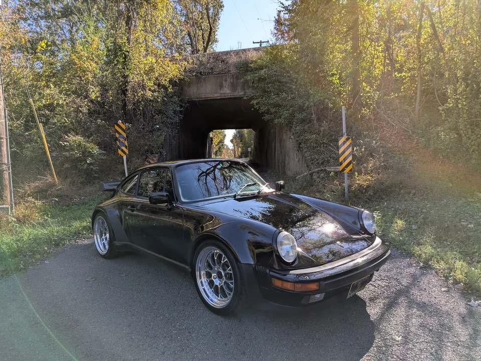 1985 Porsche 911 Carrera 3.2 - Image 16 of 31