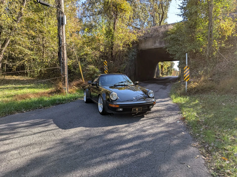 1985 Porsche 911 Carrera 3.2 - Image 13 of 31