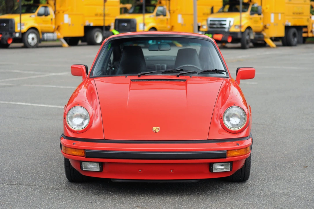 1985 Porsche 911 Carrera 3.2 - Image 19 of 31