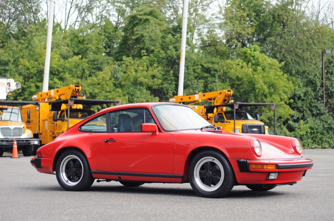 1985 Porsche 911 Carrera 3.2 - Image 17 of 31