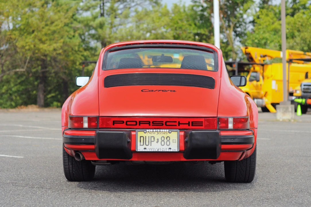 1985 Porsche 911 Carrera 3.2 - Image 12 of 31