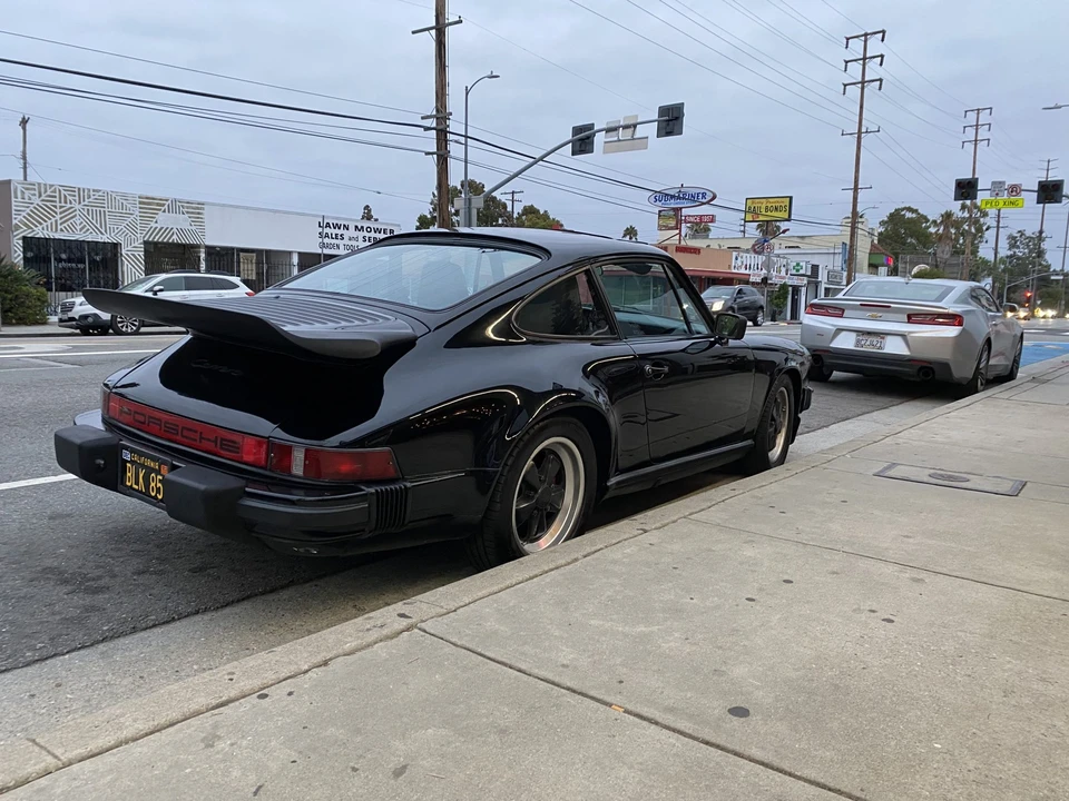1985 Porsche 911 Carrera 3.2 - Image 12 of 31