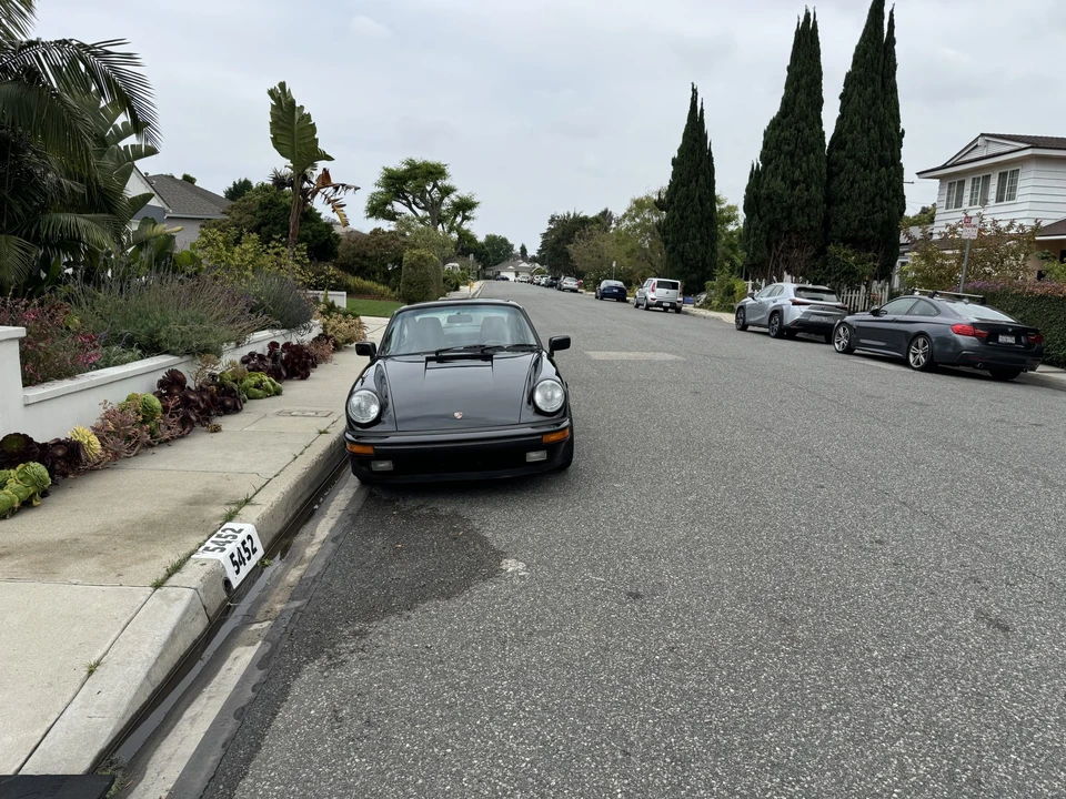 1985 Porsche 911 Carrera 3.2 - Image 11 of 31
