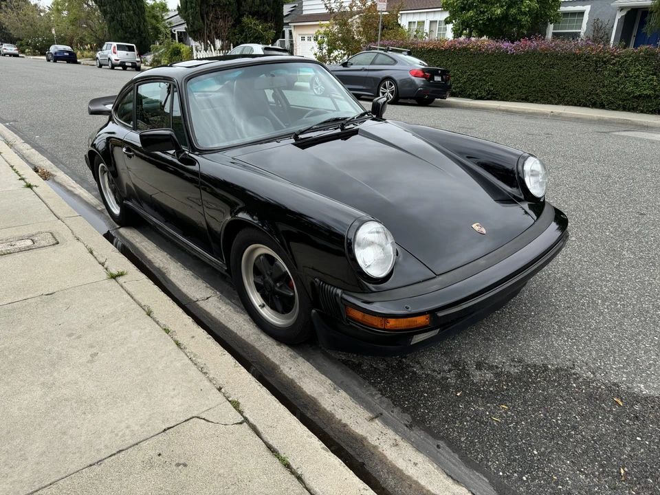 1985 Porsche 911 Carrera 3.2 - Image 3 of 31