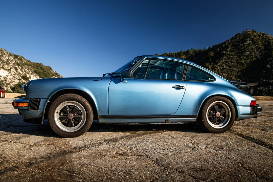 1985 Porsche 911 Carrera 3.2 - Image 17 of 31