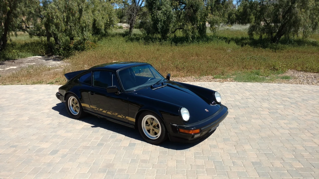 1985 Porsche 911 Carrera 3.2 - Image 3 of 31