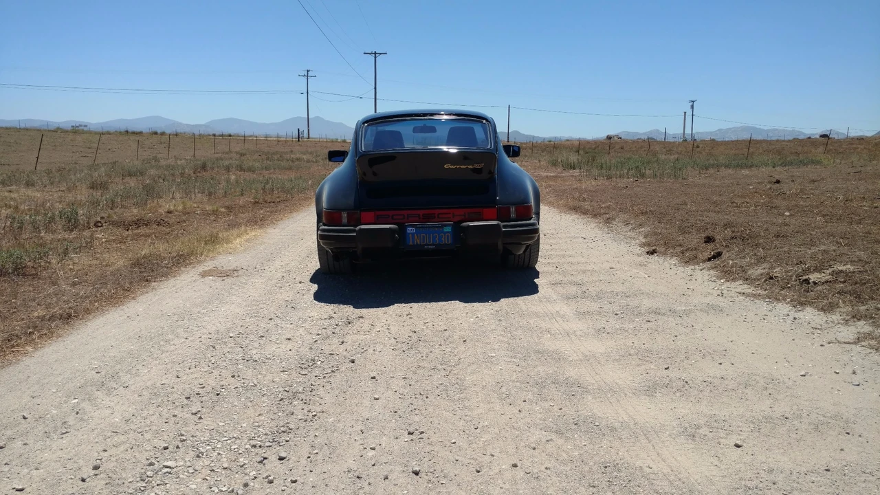 1985 Porsche 911 Carrera 3.2 - Image 11 of 31