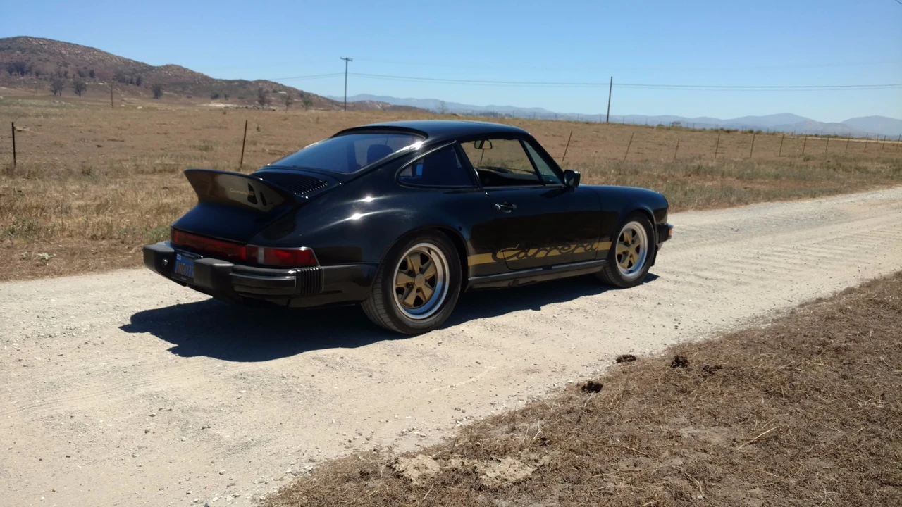 1985 Porsche 911 Carrera 3.2 - Image 12 of 31