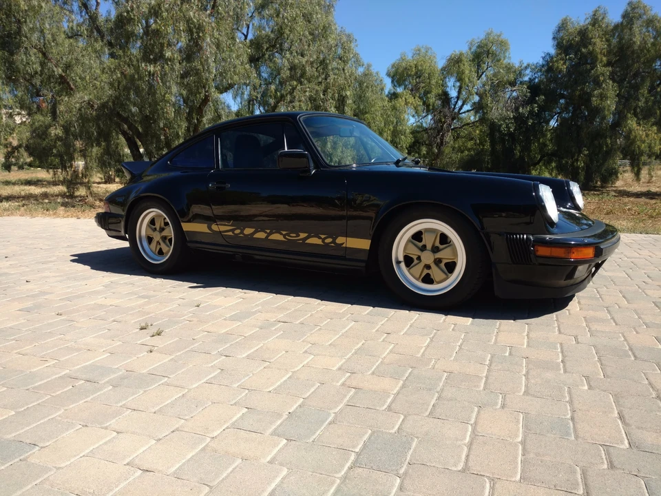 1985 Porsche 911 Carrera 3.2 - Image 24 of 31