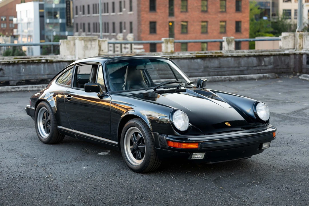 1985 Porsche 911 Carrera 3.2 - Image 5 of 31