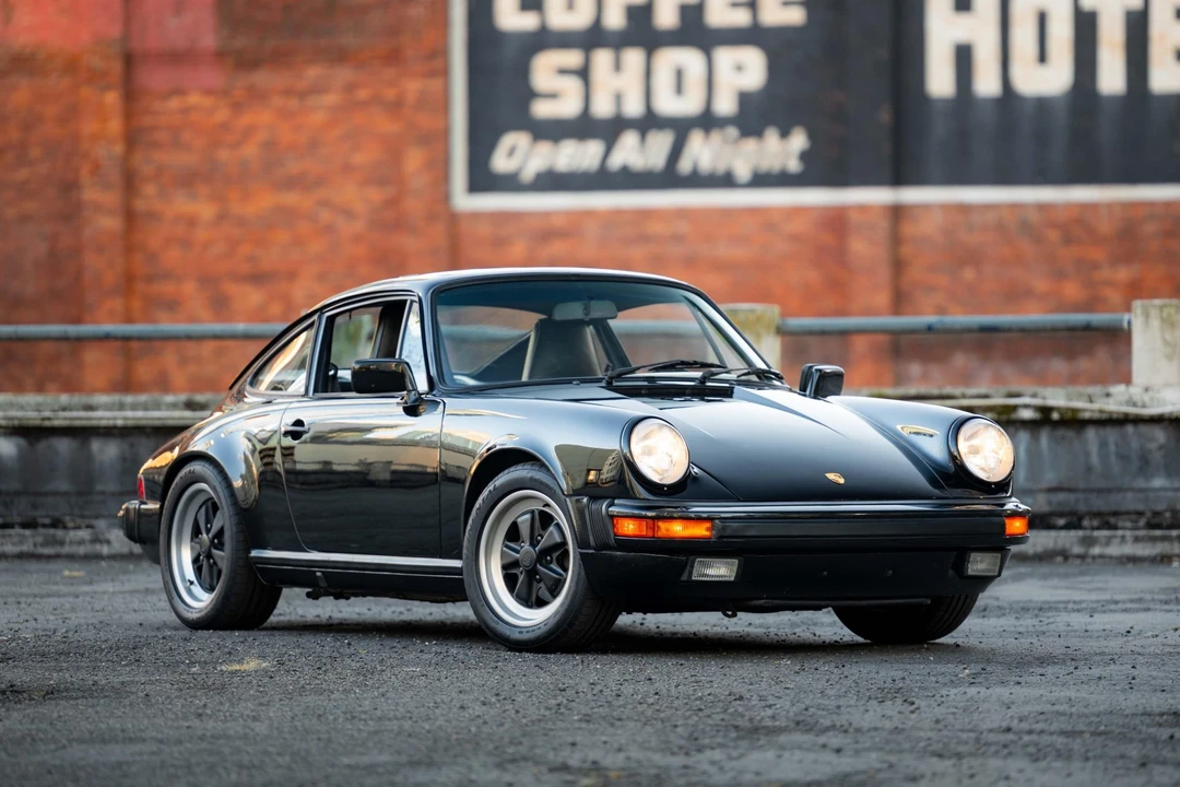 1985 Porsche 911 Carrera 3.2 - Image 9 of 31