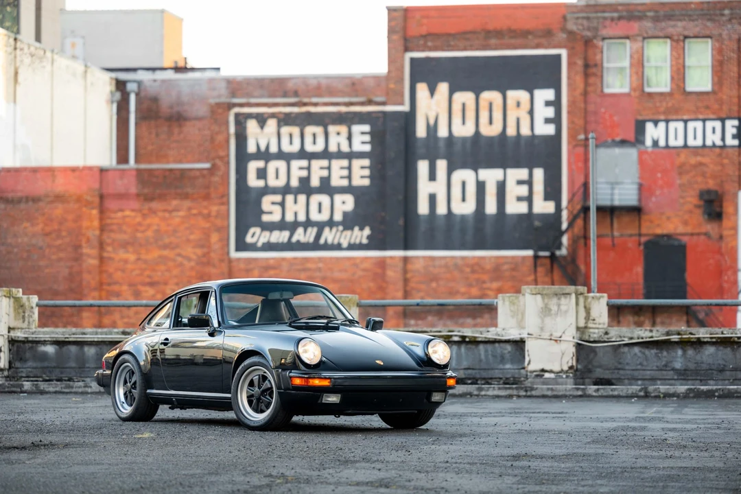 1985 Porsche 911 Carrera 3.2 - Image 10 of 31