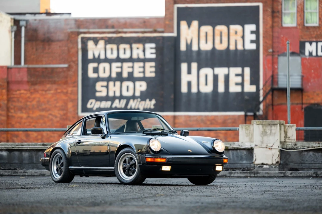 1985 Porsche 911 Carrera 3.2 - Image 11 of 31