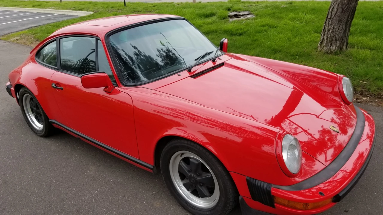 1985 Porsche 911 Carrera 3.2 - Image 12 of 31