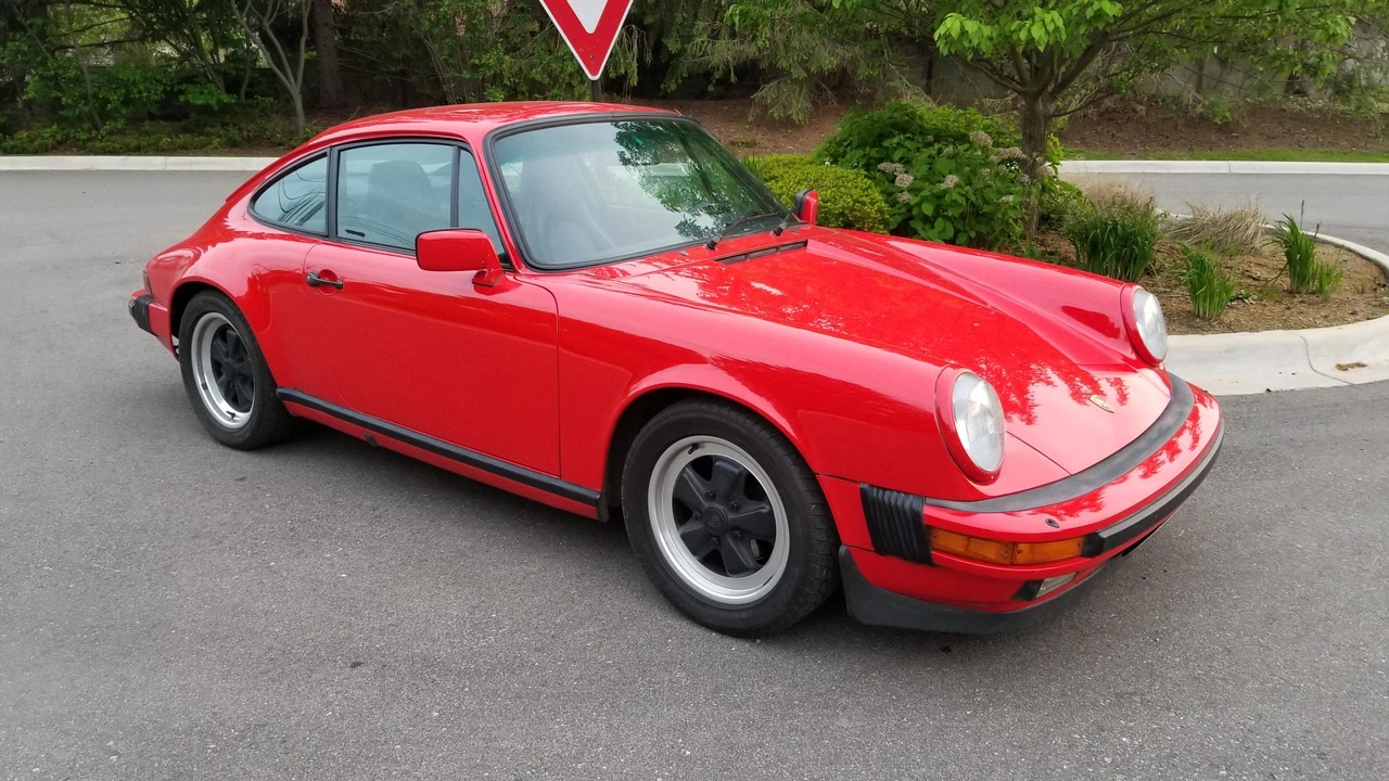 1985 Porsche 911 Carrera 3.2 - Image 13 of 31