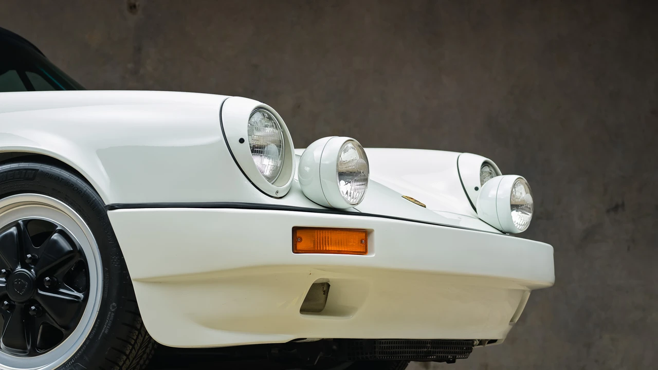 1985 Porsche 911 Carrera 3.2 - Image 29 of 31