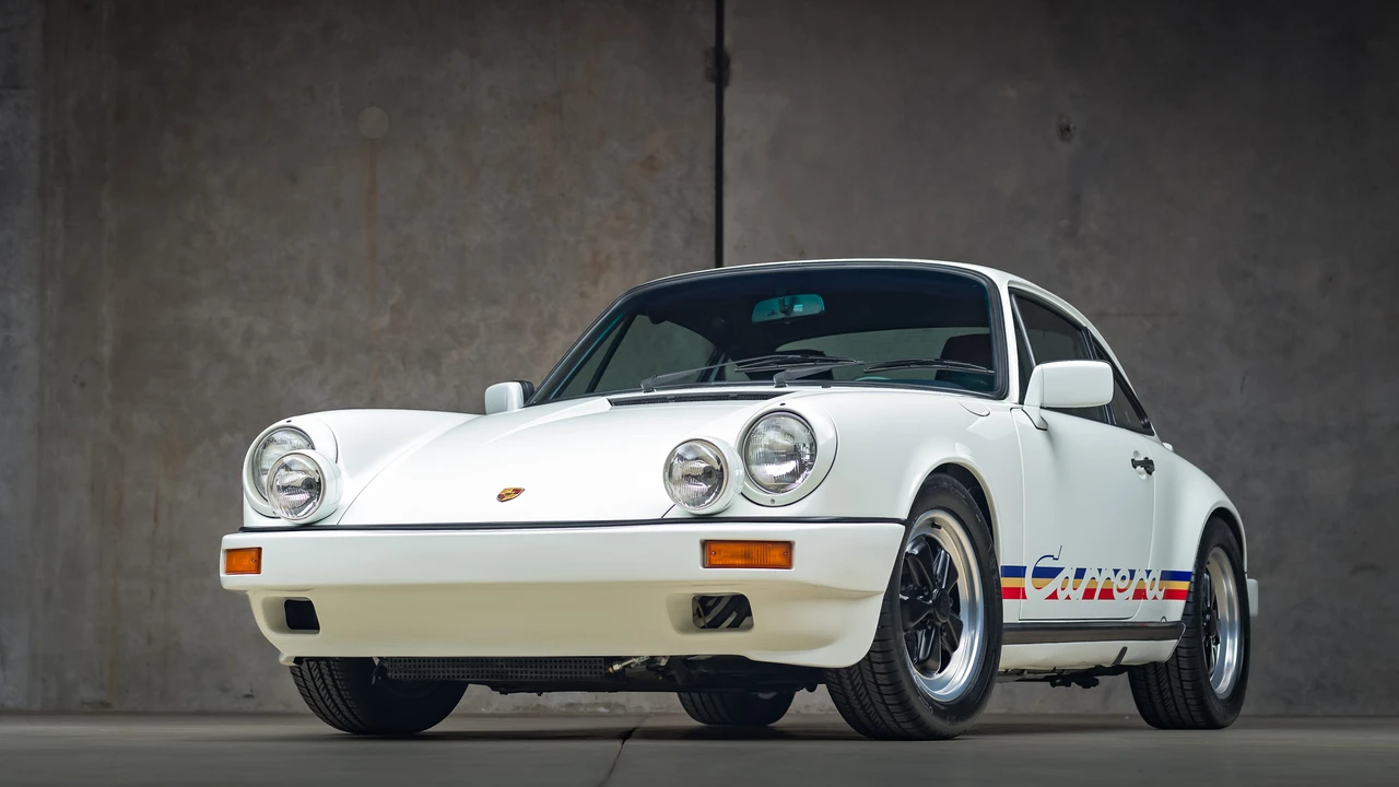 1985 Porsche 911 Carrera 3.2 - Image 4 of 31