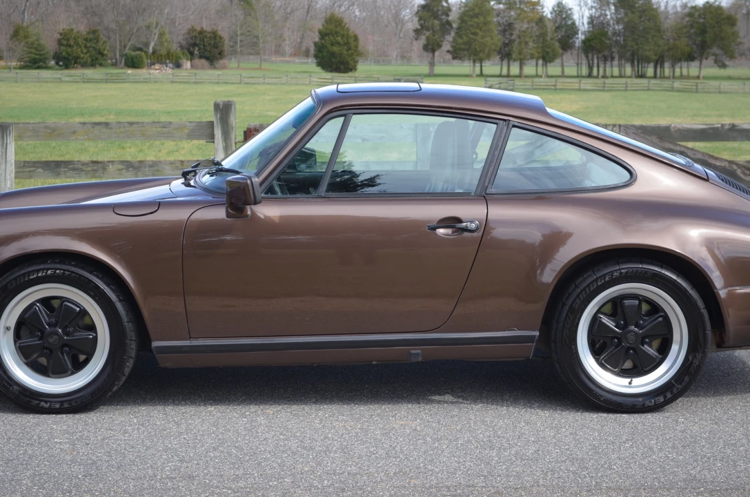 1985 Porsche 911 Carrera 3.2 - Image 15 of 31