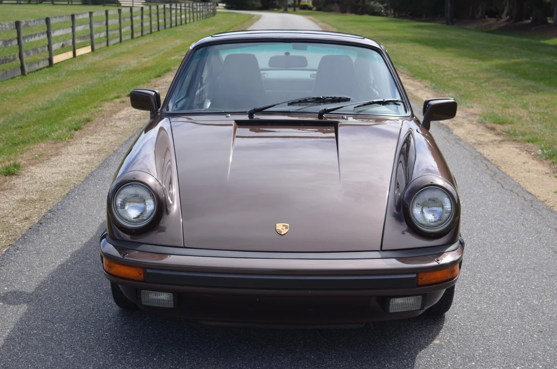 1985 Porsche 911 Carrera 3.2 - Image 12 of 31