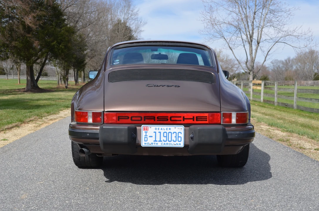 1985 Porsche 911 Carrera 3.2 - Image 7 of 31