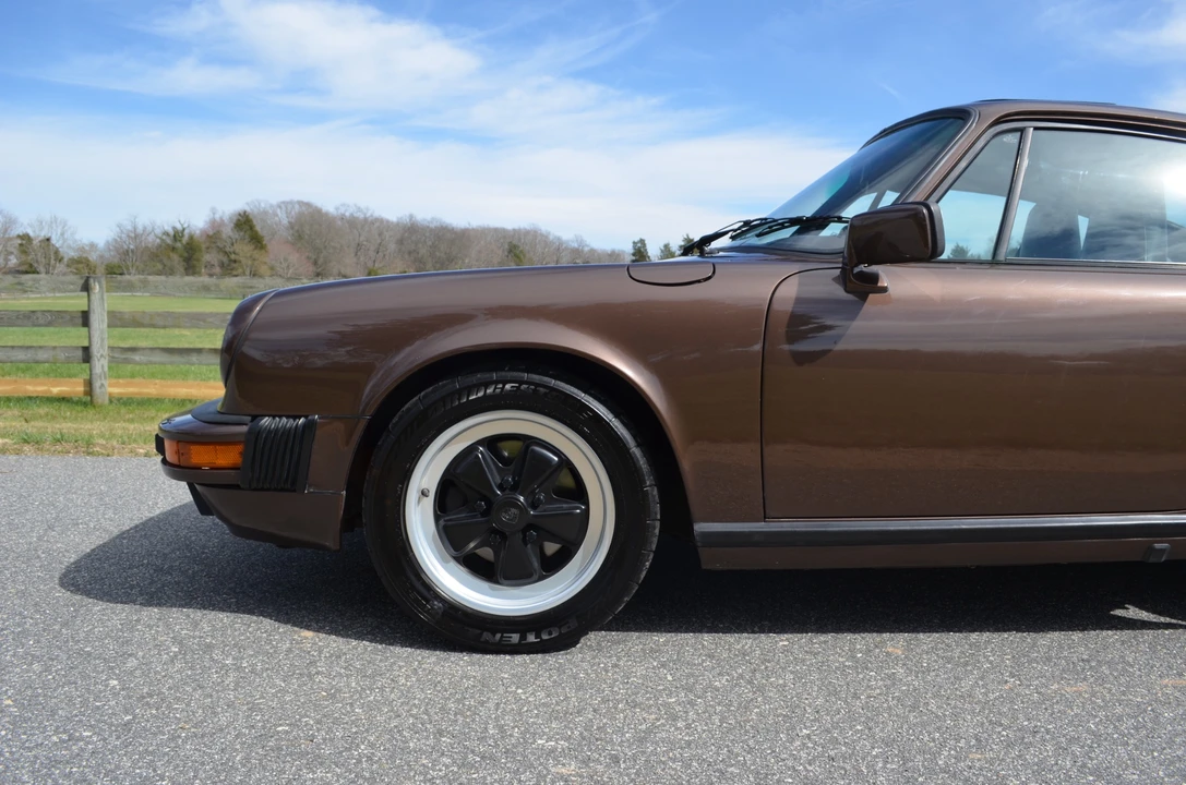 1985 Porsche 911 Carrera 3.2 - Image 14 of 31