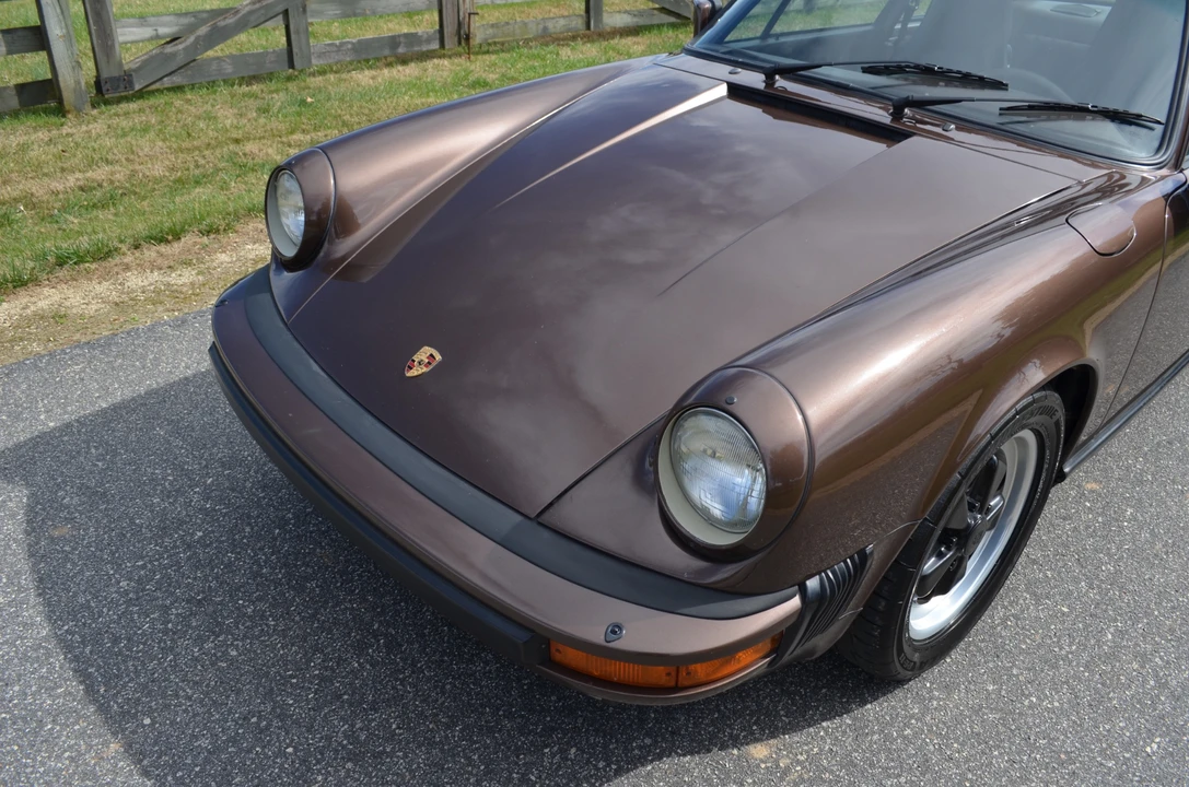 1985 Porsche 911 Carrera 3.2 - Image 16 of 31