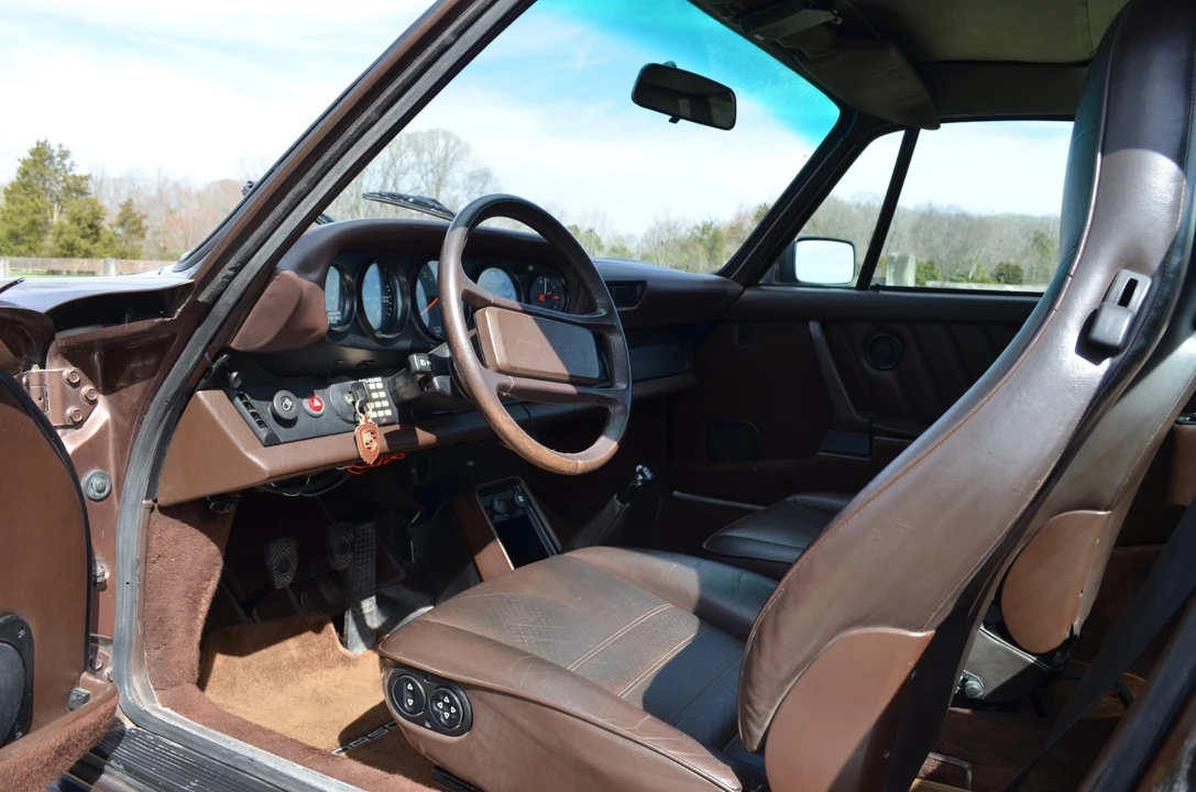 1985 Porsche 911 Carrera 3.2 - Image 30 of 31