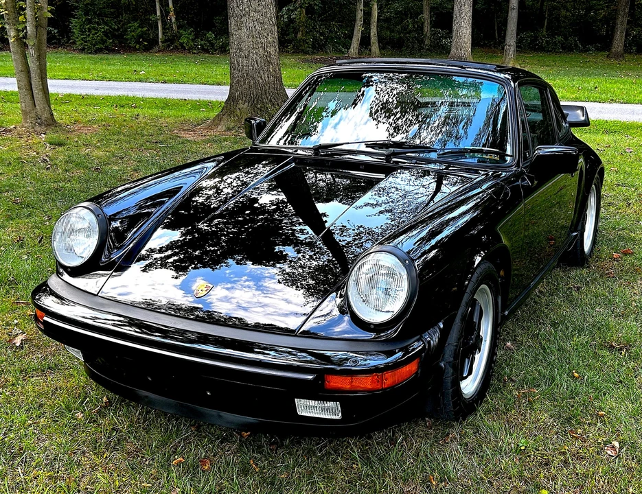 1985 Porsche 911 Carrera 3.2 - Image 2 of 31