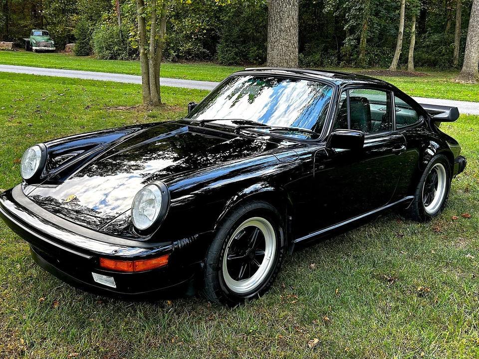 1985 Porsche 911 Carrera 3.2 - Image 3 of 31