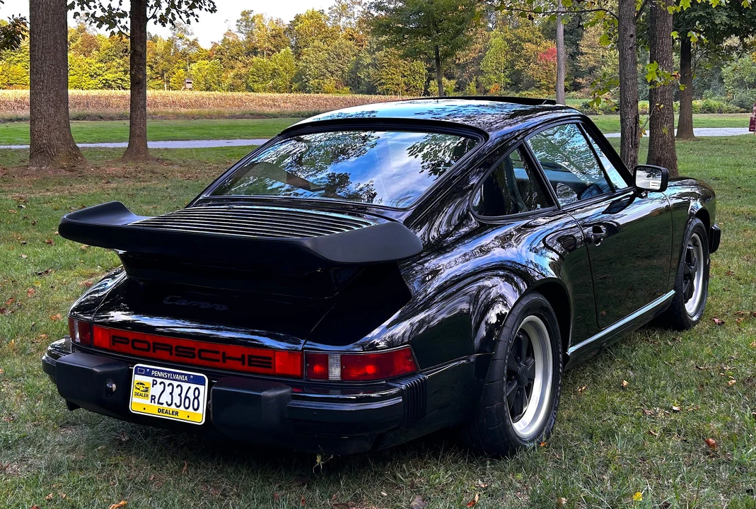 1985 Porsche 911 Carrera 3.2 - Image 11 of 31