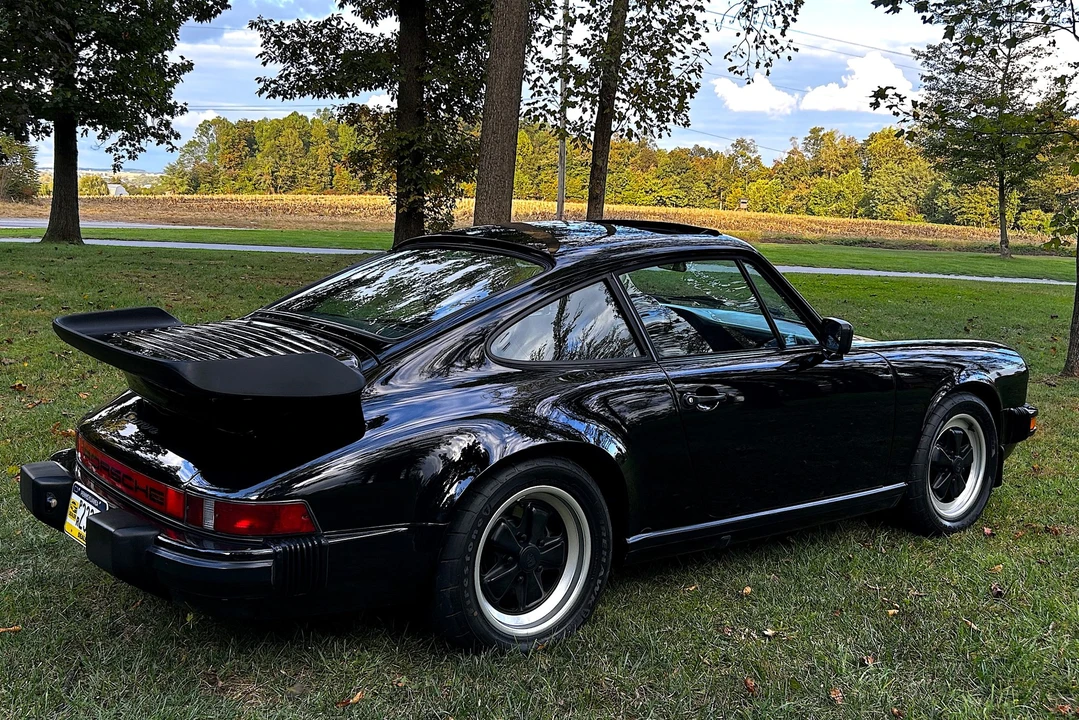1985 Porsche 911 Carrera 3.2 - Image 12 of 31